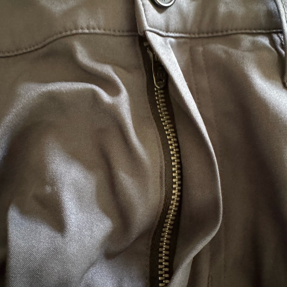 Travis Mathews Men’s Golf Pants. Size 34x32. Charcoal. Performance. Stretch. - Picture 3 of 6